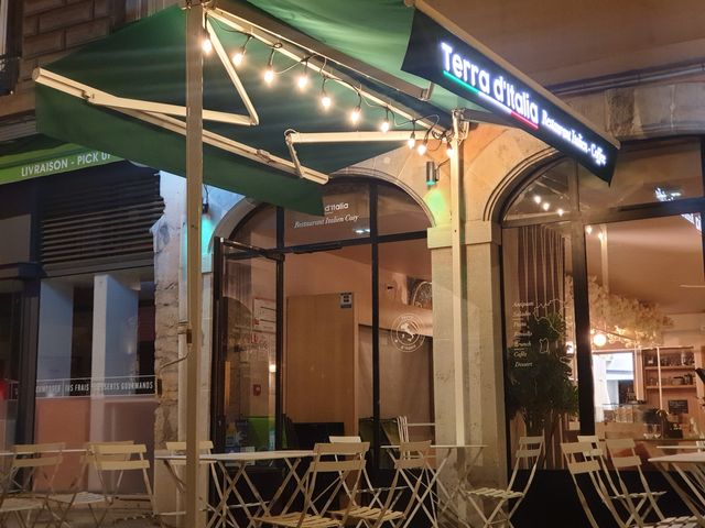 Terra d'Italia Terrasse ensoleillée - Terra d'italia, restaurant italien Lyon 2